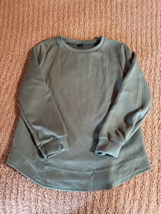 SHEIN Sweaters - Women’s Quilted Crewneck Sweater - Sage Green